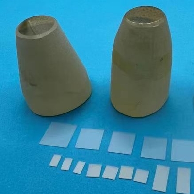 Polnische quadratische optische Fenster mit Fe-dotiertem SrTiO3-Kristallwafer
