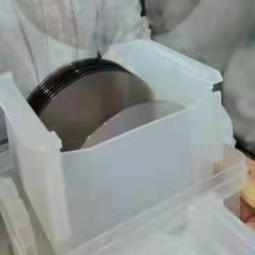 6 Zoll besonders angefertigt 8 Zoll-piezo Wafer für Halbleiter POI und MEMS